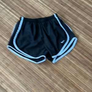 Nike Medium Dri-fit shorts nylon with built in Underwear